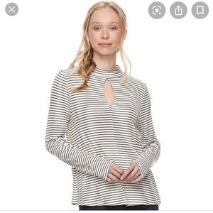 SO Keyhole Striped Swing Top